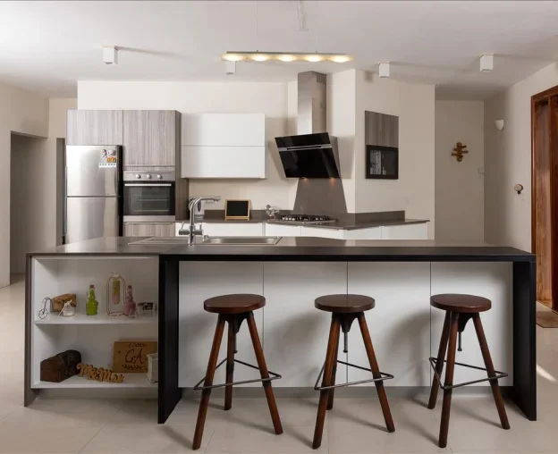 cuisine avec ilot à La Chapelle la Reine près de Fontainebleau en Seine-et-Marne 77